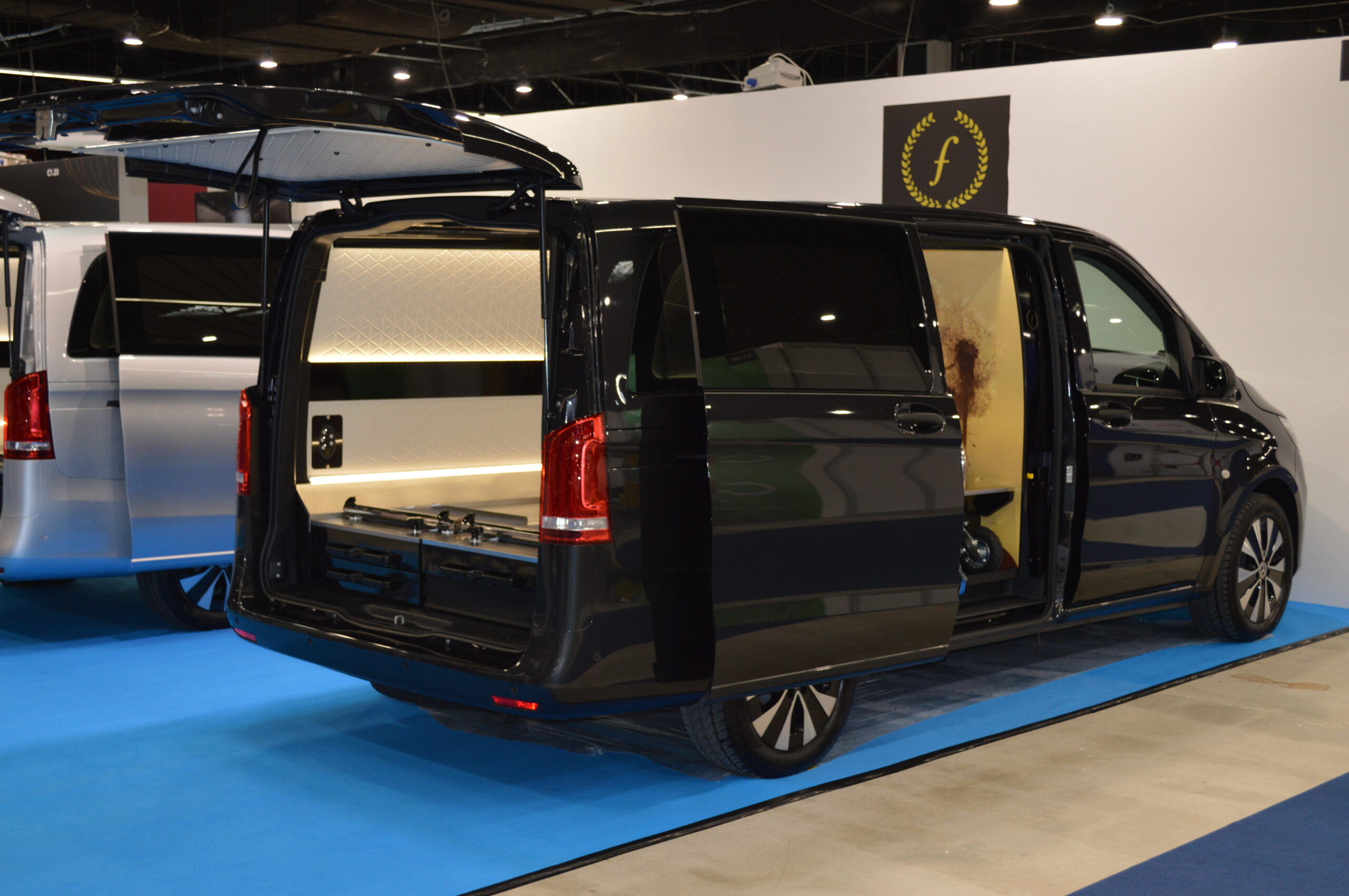 Karawany pogrzebowe na sprzedaż